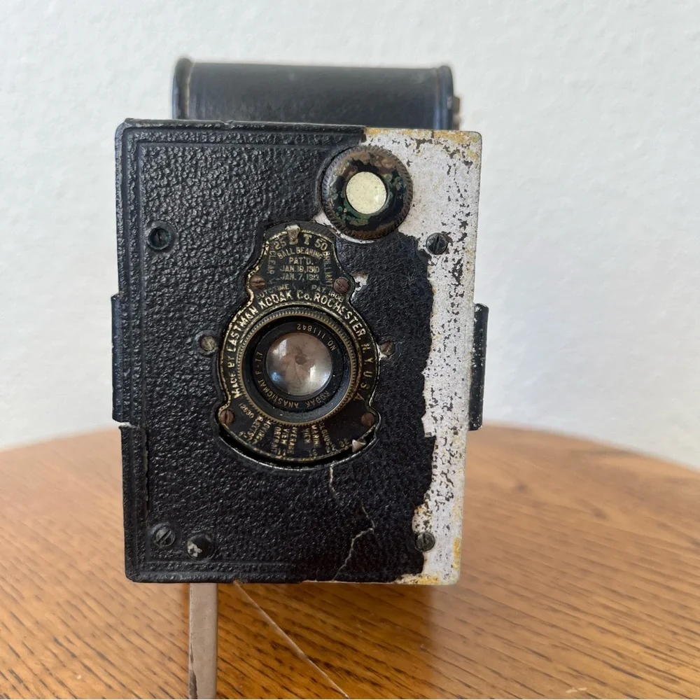 Vintage Eastman Kodak Anastigmat Vest Pocket Folding Camera no. 111842